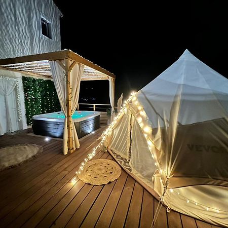 Love Room Tente Lodge Spa Mfg Chez C&C, Exclusivement Reservee Aux Adultes Cantaron Extérieur photo
