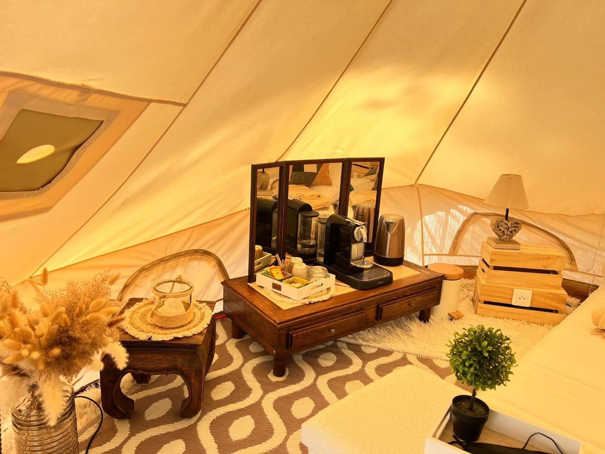 Love Room Tente Lodge Spa Mfg Chez C&C, Exclusivement Reservee Aux Adultes Cantaron Extérieur photo