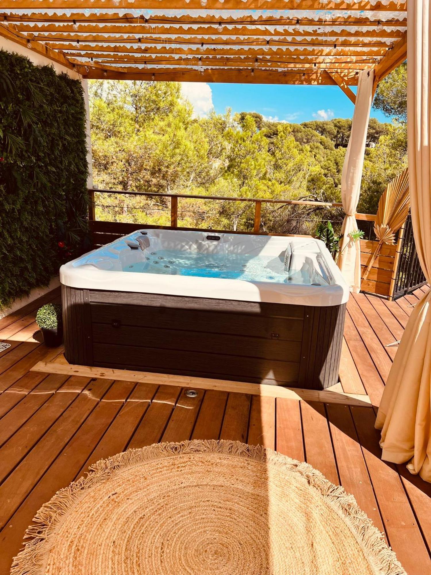 Love Room Tente Lodge Spa Mfg Chez C&C, Exclusivement Reservee Aux Adultes Cantaron Extérieur photo